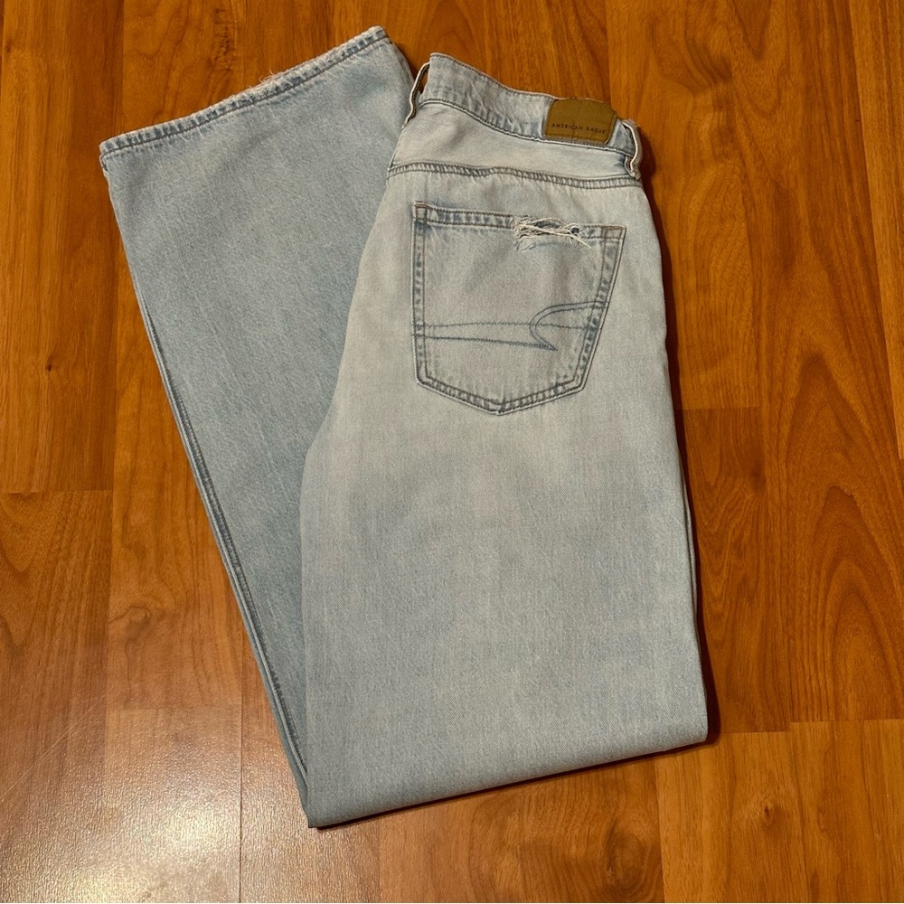 American Eagle Low-Rise Skater Jean